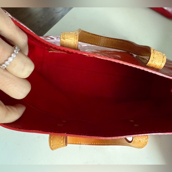 LOUIS VUITTON Monogram Vernis Reade PM Hand Bag Red - Picture 3 of 13